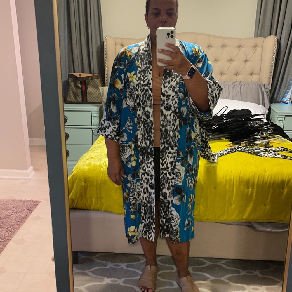 Rachel Roy Kimono Satin 0x/1X blue floral